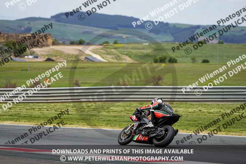cadwell no limits trackday;cadwell park;cadwell park photographs;cadwell trackday photographs;enduro digital images;event digital images;eventdigitalimages;navarra;no limits trackdays;peter wileman photography;racing digital images;trackday digital images;trackday photos